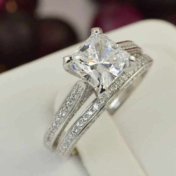New His Hers Princess Cut Lab Diamond Wedding Engagement Ring Set - Picture 10 of 11